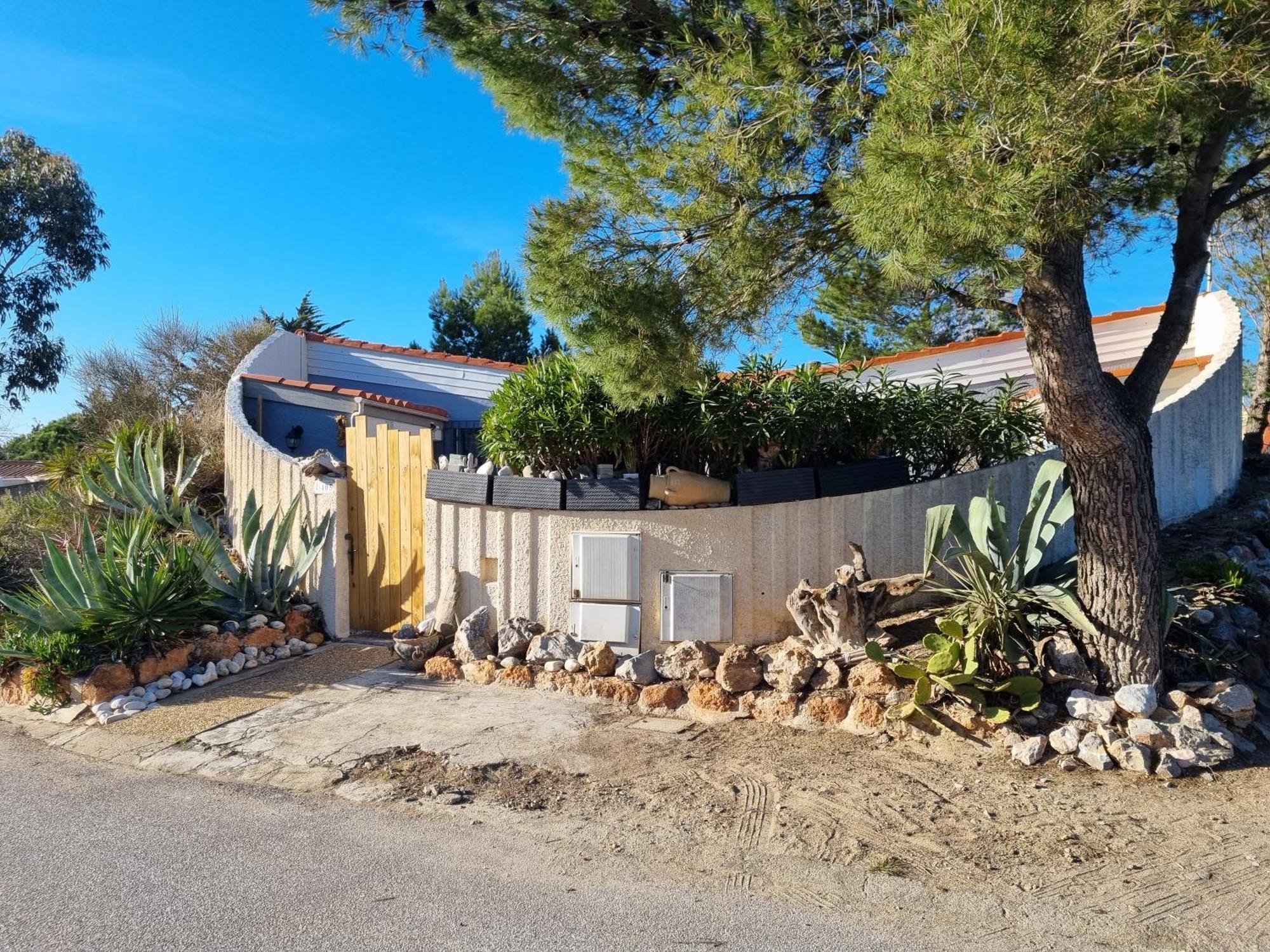 Torreilles Plage: Villa Atypique Bord De Mer Mediterranee Номер фото